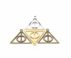 Bulk 120pcslot Vintage Triangle Charms Pendant Triangle Deathly Hallows Wizzar Charms DIY FUNKTIONER 3132mm 4 Colors3288098