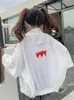 Женские куртки, корейская свободная женская куртка с принтом «Любовь», белая тонкая солнцезащитная молния, прозрачная женская куртка, лето 2024 г.