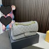 Kobieta torebka designerka torby krzyżowe Crossbody Designer Miesiąc pakiet borowca luksusowe torby klapy łańcuch na ramię