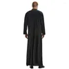 Vêtements ethniques Col montant musulman pour hommes Broderie Ramadan Thobe avec manches longues Robe islamique Kaftan Thawb Dubaï Longueur cheville Abaya