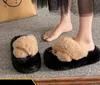 Hot Sale Slipper Sandaler Designer Män Kvinnor Luxury Wool Winter Fluffy Furry Warm Sandals Cozy Plush Girl Slippers EUR36-41