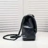 Hög version Real Leather Shoulder Bag Women Crossbody Bag Designer Bags Diamond Mönstrade CF Chain Bag Womens All Black Fashion Påsar med låda