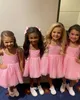 Baby Kinderen Optochtjurk 2024 Roze Glitter Tule Korte Cocktailparty Jurk Bloemenmeisje Peuter Baby Little Miss Preteen Interview Leuke mode Runway Op maat gemaakt