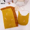 1 Set Cotton Gauze Print Bibs Soft born Swaddle Wrap Receiving Blanket Infant Bedding Quilt Bed Cover Bath Towel 240106