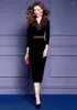 Sıradan Elbiseler Lüks Beading Midi Velvet Kadınlar için 2024 Sonbahar Zarif Vintage Uzun Kol Artı Boyut Beden Vestido Noel Partisi Robe