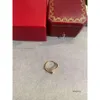 Anello di lusso di design Anello con diamante per unghie alla moda per donna uomo Placcatura galvanica di alta qualità in oro rosa premium classico 18 carati con scatola