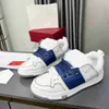 Perçin Tasarımcı Erkek Kadın Spor Ayakkabıları Yüksek Kaliteli Düşük Üst Deri Spor Ayakkabıları Kadın Eğlence Yürüyüş Partisi Düğün Çift Erkekler Spor Ayakkabıları EU35-45