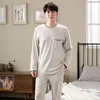 Mäns Sleepwear Fashion Autumn Solid Color Pyjamas Set för män Långärmning Pure Cotton Male Big Yard M-4XL Home Wear Lounge Nattkläder