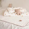 Materasso per fasciatoio per pannolini ricamato con coniglietto orso coreano, materasso per bambini impermeabile lavabile 240106