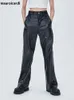 Mauroicardi Autumn Długie czarne miękkie punkowe faux skórzane spodnie dla mężczyzn luźne luksusowe projektant unisex odzież uliczna 240106
