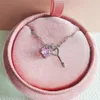 2024 INS TOP VERKOOP HART KEOP HANDER Simple Fashion sieraden Sterling Sier Pink 5a Cubic Zirkon Party belofte vrouwen bruiloft sleutelbeen ketting voor Valentijngeschenk