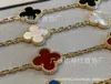 Klassieke Van Sieraden Accessoires V Gouden Fan Familie Vijf Bloem Vier Blad Gras Armband Vrouwelijke Witte Fritillaria Rode Agaat Ingelegde Diamant