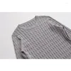 Suéteres femininos YENKYE Outono 2024 Mulheres Cinza Redondo Pescoço Manga Longa Casual Slim Cable Knit Sweater