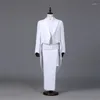 Costumes pour hommes Costume moderne blanc et noir de style basique avec manteau de scène et tenues de veste