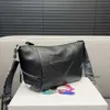 Männer Echt Leder Umhängetasche Luxus Designer Rindsleder Schulter Tasche Qualität Messenger Taschen Für Mann Geschenk 2024 Neue Dreieck Handtaschen 2574