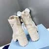 2024ss novo outono e inverno marca superior designer feminino couro brilhante e náilon rendas até salto alto botas de comprimento médio botas de tornozelo botas martin botas de couro