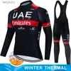 Cykeltröja sätter 2024 Nya UAE Winter Thermal Fleece Set Cycling Clothes Men's Jersey kostym Sport Riding Bike Mtb Clothing Bib Pants Warm Set Ropal240108