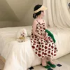 女の子のドレス2024夏の女の女の子韓国の花の袖の袖の長いスカート子供フルプリントローズキッズファッション気質ドレス