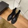 2024SS Stivaletti Chelsea in pelle con plateau slip-on rotondi Stivaletti piatti grossi stivaletti di lusso firmati Scarpe alte da donna Stivali da cavaliere con tacco spesso 35-42