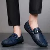 2022 klassische Weiße Faulenzer Atmungsaktive Slip-on Fahren Flache Beiläufige Leder Schuhe Männer Faul Schuhe Mocasines Hombre