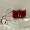 Torby wieczorowe Burgundowe błyszcząca torba na ramię dla kobiet 2024 Vintage Hasp Design Miękka skórzana torebki Panie Fashion Crossbody