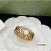 Modedesigner Marke Ringe Frauen Klassischer Kristallbrief Gold Silber verlegt Liebe Hochzeit Schmucklieferungen Ring Feine Schnitzfinger Ring