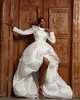 Vestido de novia de una línea con tren de cepillo de moda Vestido de fiesta de manga larga con cuello redondo y encaje de flores en 3D Vestido de novia de talla grande Vestido de novia Tamaño personalizado D-H23918