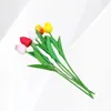 Flores decorativas criam uma mini simulação de tulipa realista com flor artificial para decoração deslumbrante