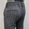 Anzughose für Männer hochwertige Streifen Slim Kleideranzug Hosen Mode Casual Herren Kleidung formelle Hose in voller Länge 240106