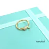 Designer Love Ring Anelli di lusso per uomini e donne alla moda in stile classico con diamanti, regali per il fidanzamento, belli