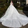 Dubaï arabe dentelle appliquée robe de bal robes de mariée avec manches longues col transparent princesse robes de mariée formelles femmes grande taille tribunal train robes De Novia CL3175