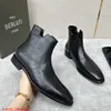 BERLUTI Bottes en cuir Nouveaux hommes Scritto à motifs Style anglais Chelsea Bottes en cuir de veau brossé Bottes courtes pour hommes HBYW