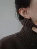 Серьги-гвоздики из стерлингового серебра 925 пробы с геометрическим треугольником для женщин, простые мини-корейские модные ювелирные изделия, оптовая продажа