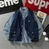 Men's Denim Vest Spring Retro Tooling Loose Big Pocket Buttons Sleeveless Vneck Singlebreasted Tops Jacket 240108