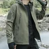 Jackor US Military Army Sharkskin Softshell Taktisk vindtät vattentäta jackor Män