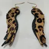 Brincos pendurados em camadas de couro genuíno asa de pena de leopardo para mulheres