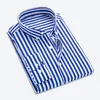 Camisas casuales para hombres Camisa de negocios para hombres Estilo formal Cárdigan a rayas con cuello vuelto Slim Fit Diseño de un solo pecho