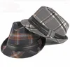 Baretten HT2775 Fedora Mannen Lederen Band Fedora Hoed Trilby Jazz Retro Mannelijke Herfst Winter Hoeden Voor Vintage Plaid Wol