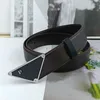 Men Triângulo Designer de cinto genuíno cinturões de couro de moda Liga de zinco Largura de fivela 3,8cm 3 opções de cores com as caixas s