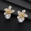 Boucles d'oreilles tendance en perles pour femmes, romantique, goutte de fleur à cinq pétales, élégante, mariage, Zircon cubique, E1160