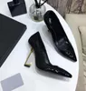 Designerskor Womens Patent Leather Slingbacks med spännen lyxpumpar spetsiga tår Stiletto klack Party Dress Shoes Ankel Strap High Heels Storlek 34-41 med låda