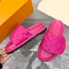 Femmes Pantoufles Hommes Noir Scuff Sandales Plates Piscine Oreiller Mules Coucher De Soleil Sangle Avant Rembourrée À La Mode Facile À Porter Style Diapositives Fuchsia