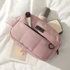 Kosmetiska väskor puffer resor makeup arrangör med handtag förvaringspåse organiserande påse för hudvård toalettartiklar