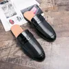 Pantofole Scarpe in pelle Uomo Social Fashion Party Muli fatti a mano neri Comodi mocassini casual da uomo Oxford