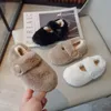 2024 Autumn Winter Children Shoes Girls Fur Flats Casual Shoes Warm Moccasins Kids Bomullsskor Skor för flicka Storlek 21-36 240108