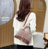 Зимняя новая модная маленькая квадратная сумка с крокодиловым узором, универсальная сумка, женские сумки через плечо