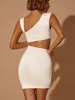 Sukienki swobodne seksowne wycięte przekątne kołnierz mini krótka sukienka Summetry Asymetryczna Body Bodycon Eleganckie impreza kobiet zaciśnięte reresidos D249