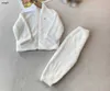 Merk baby Pyjama designer meisje jongen nachtkleding Maat 100-160 kids sleepcoat 2 stuks Warme pluche jas en broek Jan10