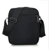 Kolejki 2024 Casual Messenger Bag Crossbody ramię Wysokiej jakości moda mała dla mężczyzn