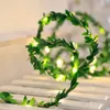 Guirlande lumineuse de vigne à feuilles vertes de 196,85 pouces/50 LED, lumières de fil de cuivre à LED de décoration de Noël, guirlande lumineuse de couronne de vigne verte de feuille de simulation.